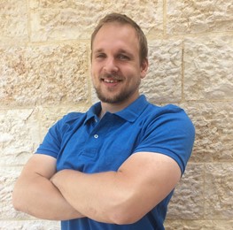 מנחם